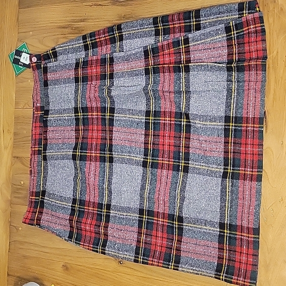 NWT Vintage Emerald Isle size 40 wool blend wrap around skirt - Picture 1 of 8